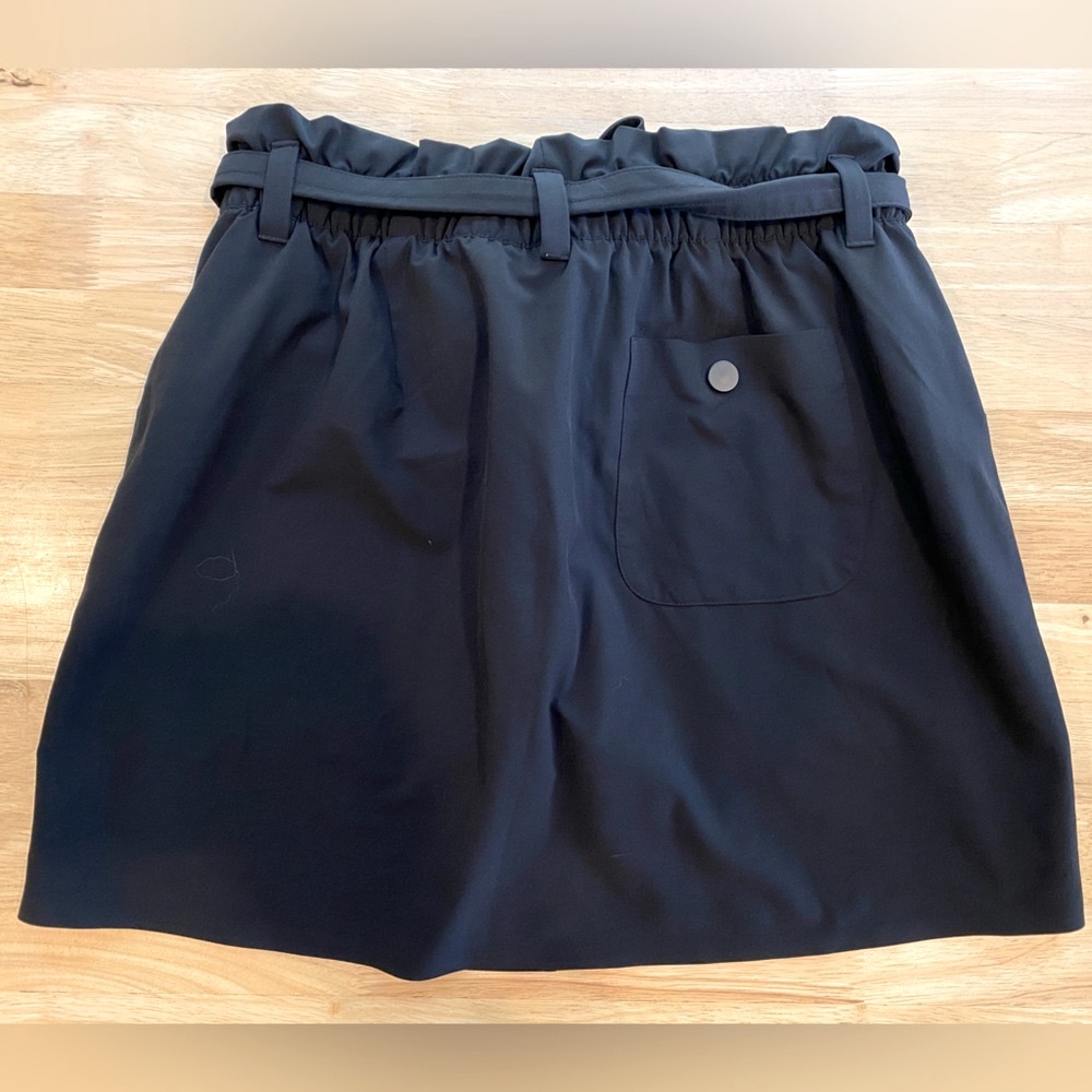 Athleta Paperbag Tie Waist Skort - Picture 2 of 8